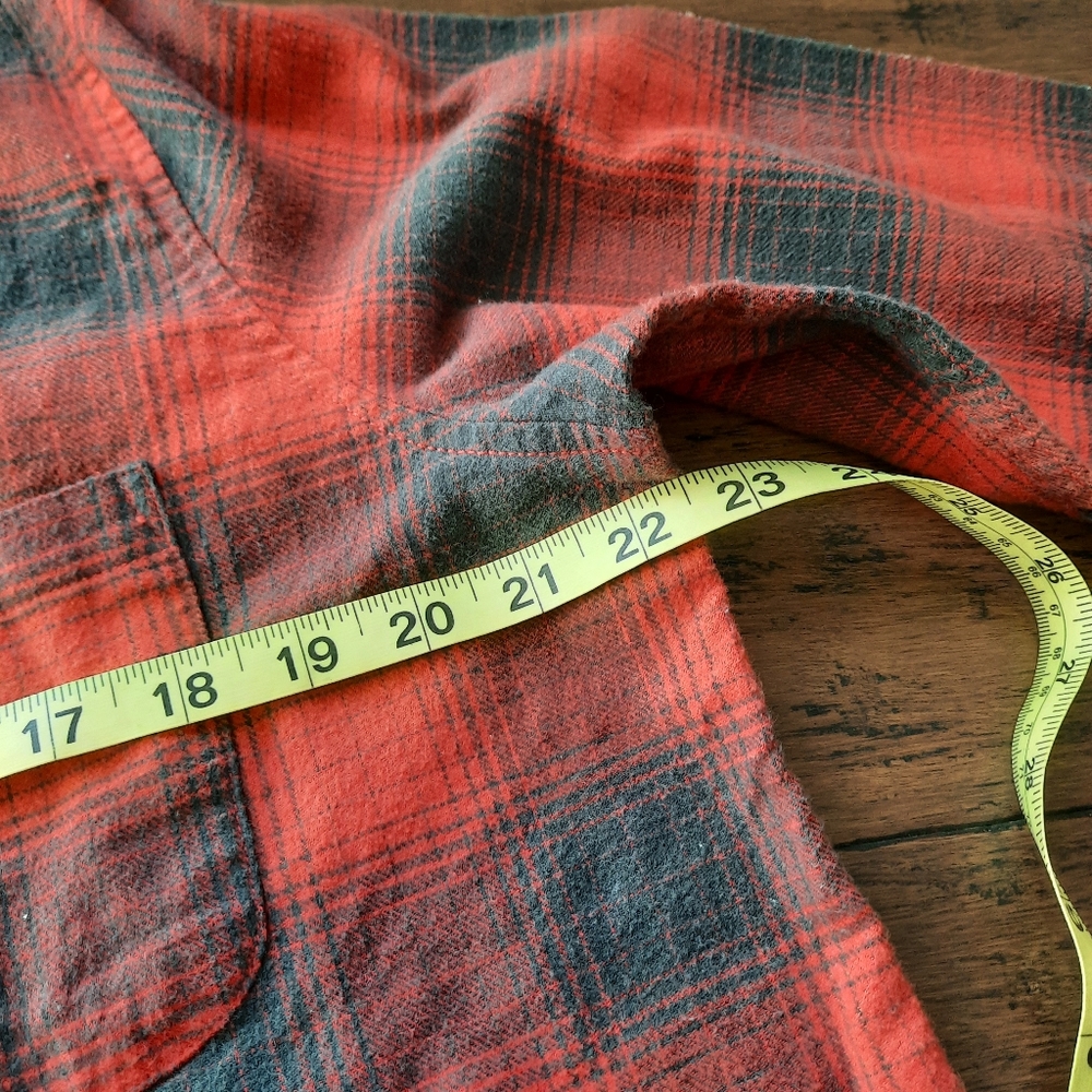 Universal Thread Flannel - Picture 6 of 10